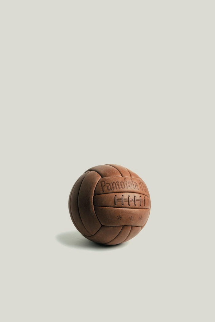 Pallone da calcio in pelle vintage